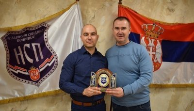 Uručena zahvalnica kolegi o čijoj akciji su nedavno pisali domaći i strani mediji