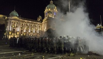 Rebić: Za dva dana povređeno 118 policajaca