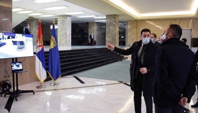 Policija dobila prvih 15 vozila opremljenih savremenom informacionom opremom