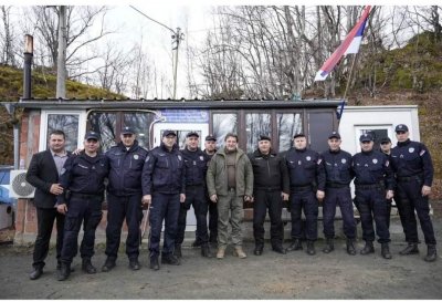 НАЈАВА НОВОГ ПОВЕЋАЊА ПЛАТА МИНИСТРА БРАТИСЛАВА ГАШИЋА ПРИЛИКОМ ОБИЛАСКА ПОЛИЦИЈСКИХ СЛУЖБЕНИКА У КОПНЕНОЈ ЗОНИ БЕЗБЕДНОСТИ